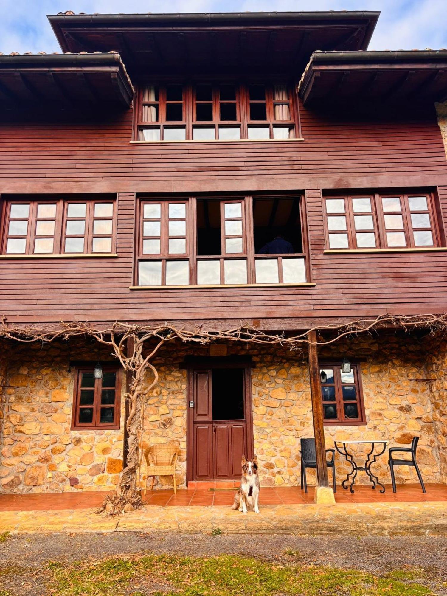 La Casona De Sovina Guest House Piloña Exterior foto